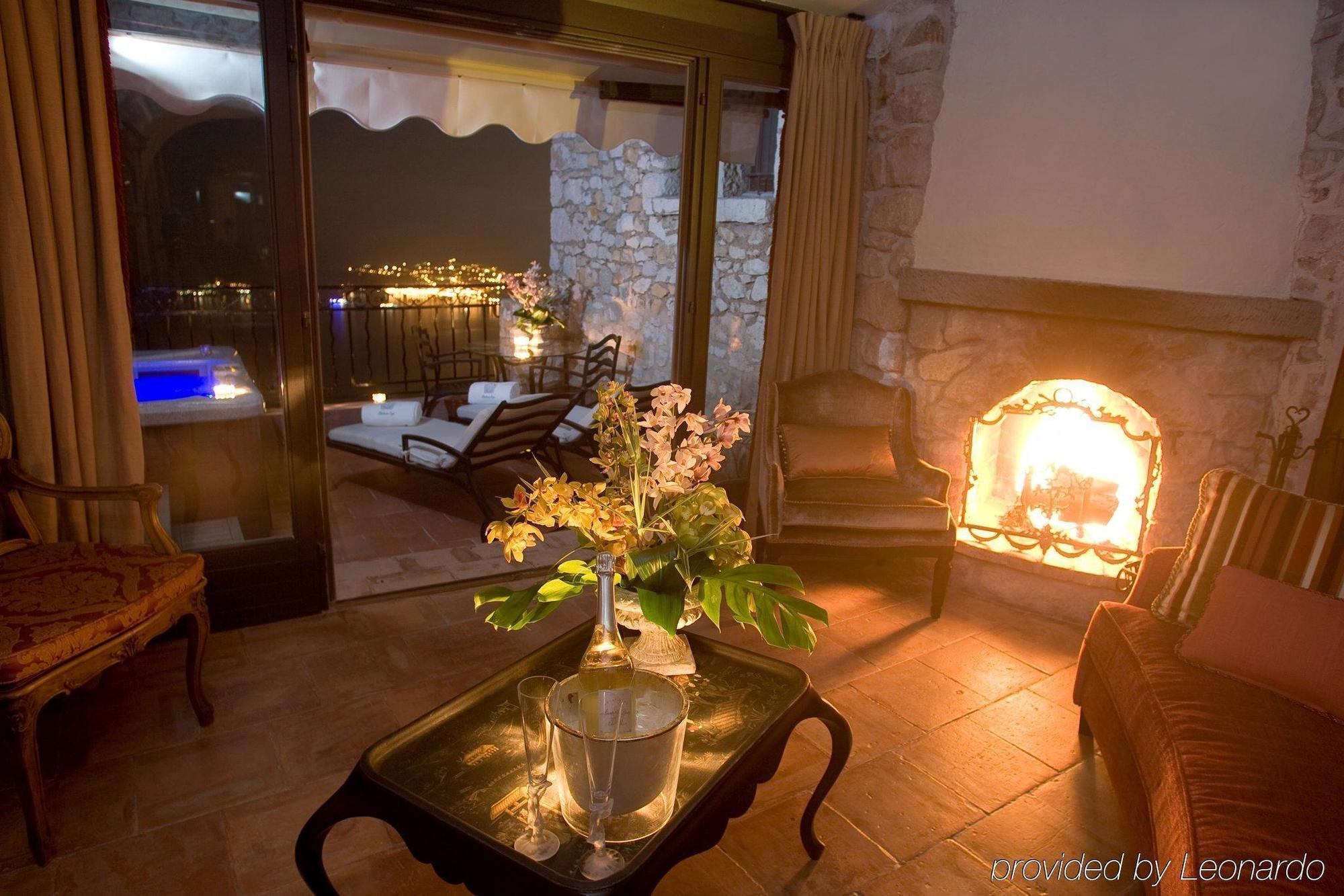 Chateau Eza Éze Phòng bức ảnh